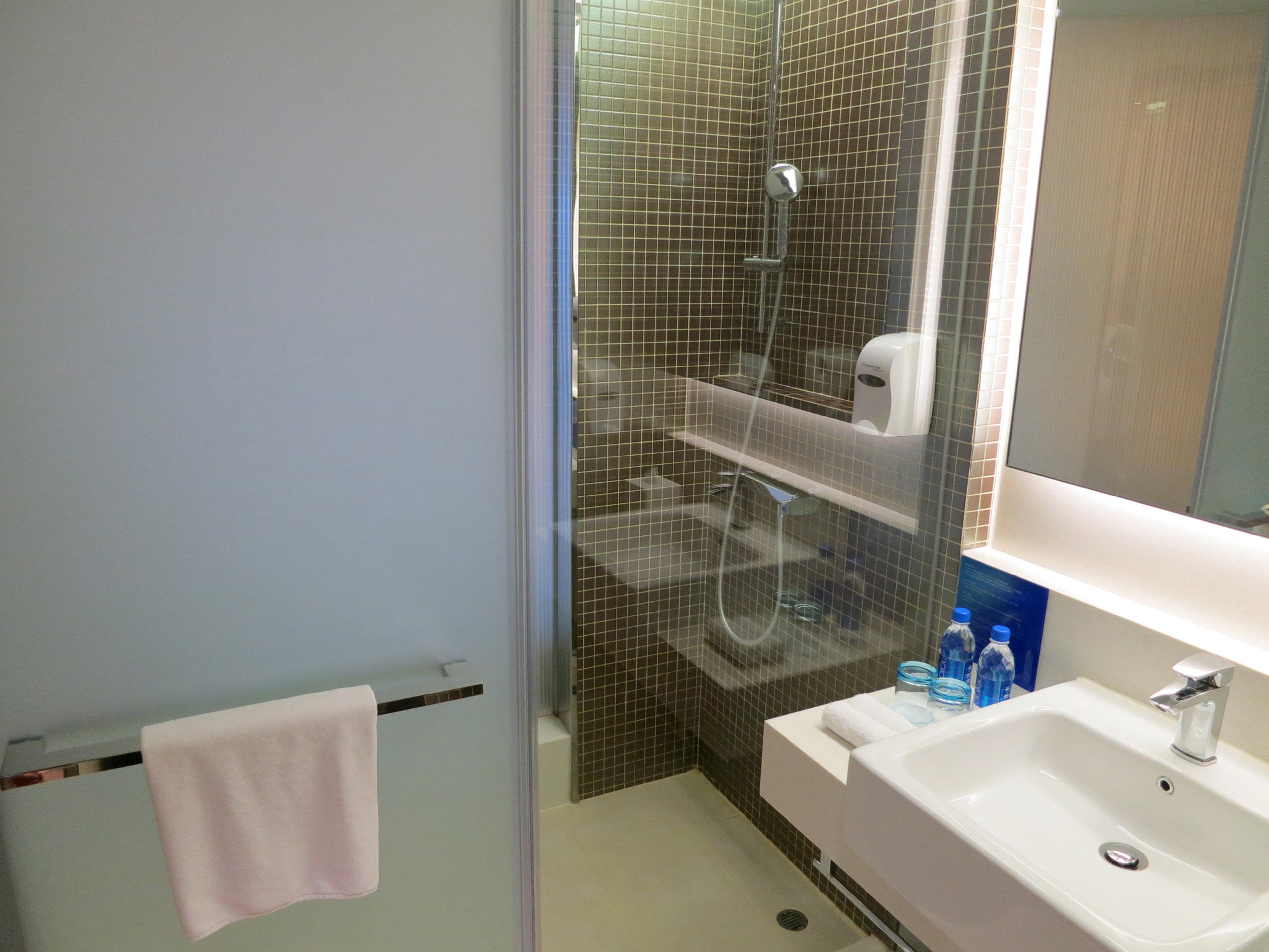 Holiday Inn Express Hong Kong Kowloon East, An Ihg Hotel Экстерьер фото