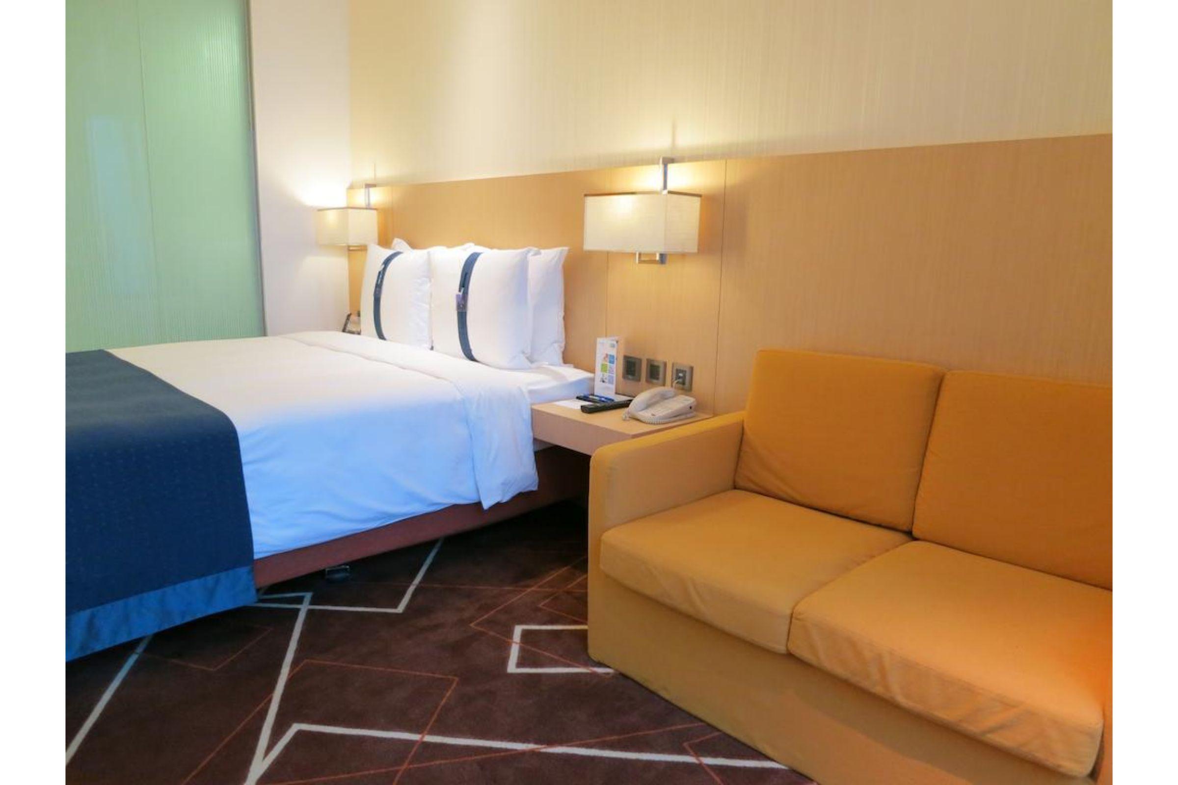Holiday Inn Express Hong Kong Kowloon East, An Ihg Hotel Экстерьер фото